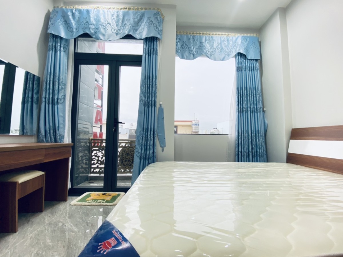 Cho thuê phòng có bancol tại Bùi Hữu Diện, quận Bình Tân 