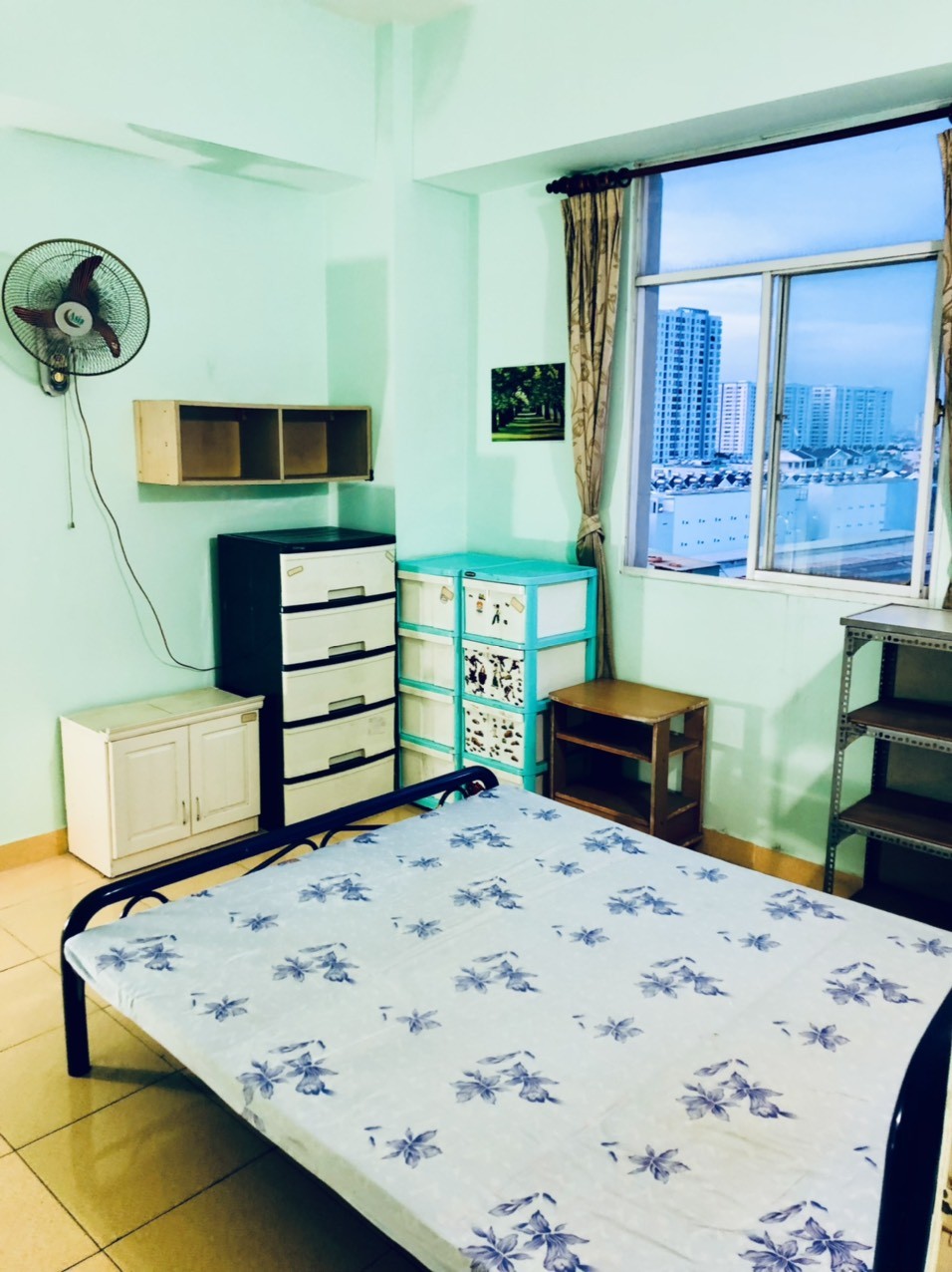 Tìm một bạn nam ở ghép trong chung cư 2 phòng ngủ tại Bình Tân. Liên hệ: 0879299593
