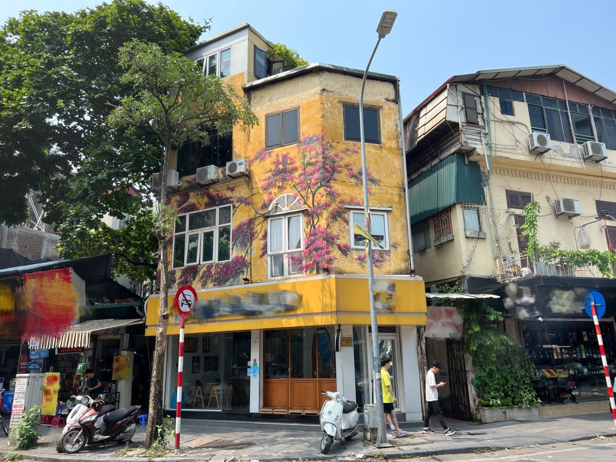 Cho thuê tầng 2 trong căn nhà 2 mặt tiền tại Phố Quán Sứ, Quận Hoàn Kiếm, Hà Nội