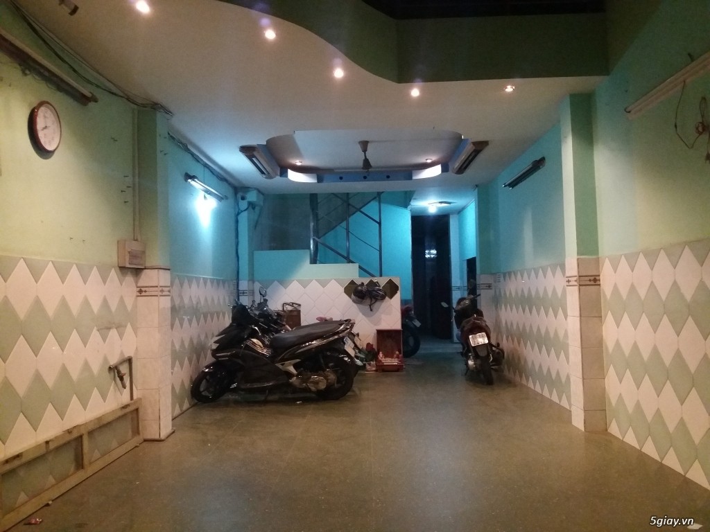 Cho thuê phòng trọ có ban công thoáng mát ở Đường Tân Khai, Phường 4, Quận 11
