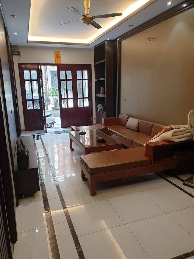 Cho thuê nhà - mặt bằng kinh doanh - 5 tầng, 35m x 5 tại Trần Phú - Văn Quán, Quận Hà Đông 15 tr