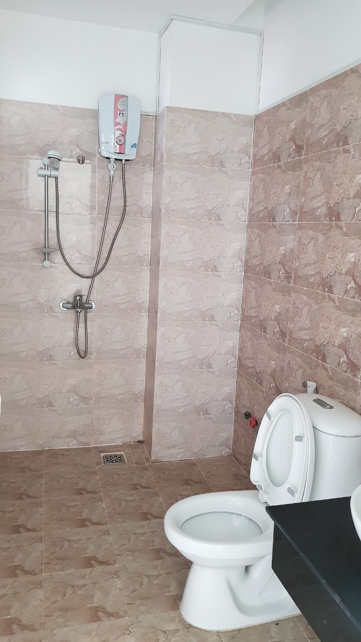 Cho thuê nhà nguyên căn trệt 3 lầu mới đẹp đầy đủ nội thất dọn vào ở ngay