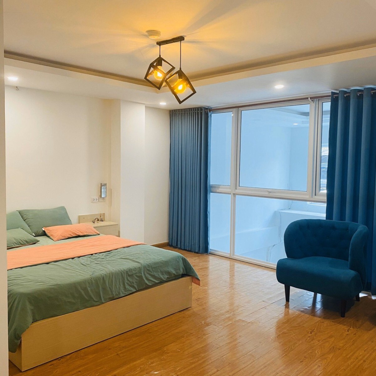 Phòng trọ rộng 30m2 Quận 1 khu VIP Nguyễn Trãi chỉ 6tr/ tháng