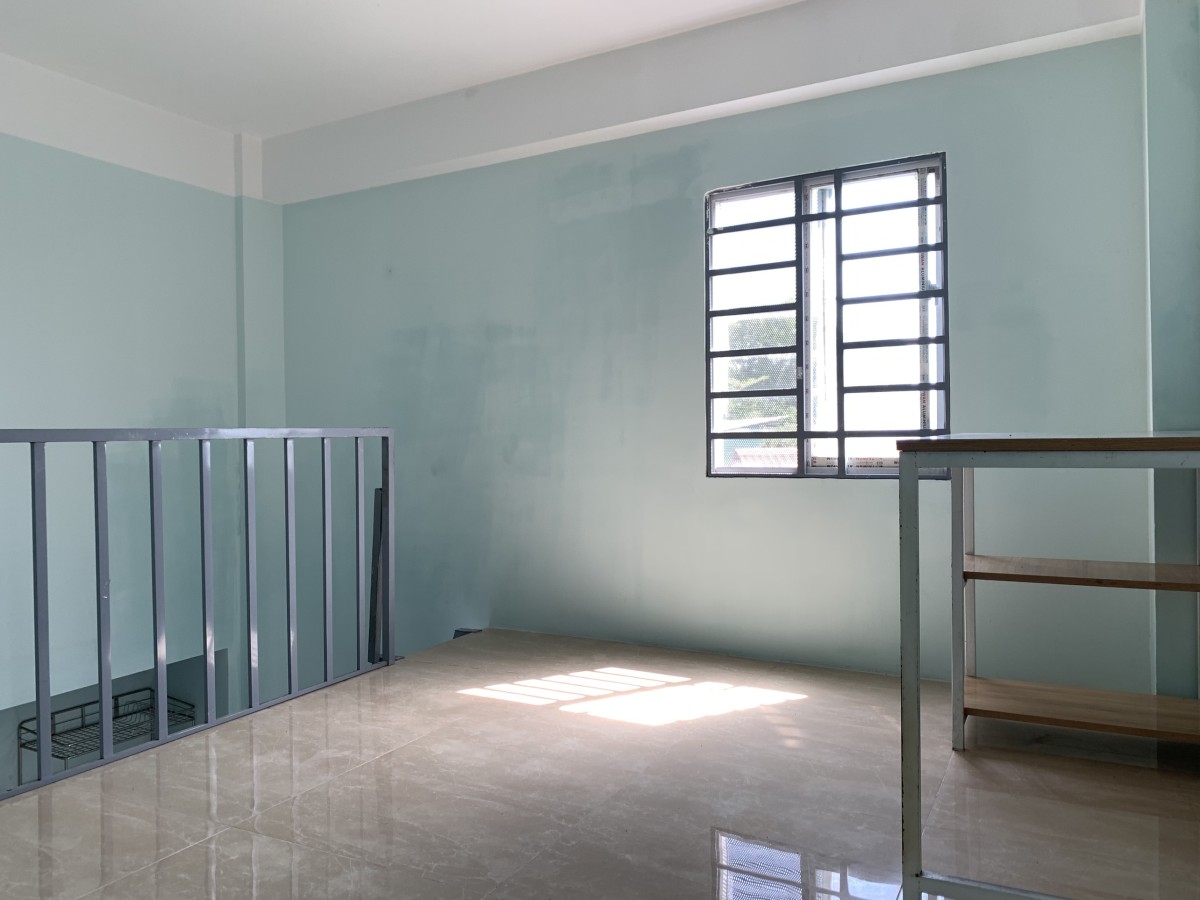 Còn 1 phòng DUPLEX Nội Thất Cơ Bản + Cửa Sổ Lớn!!!!