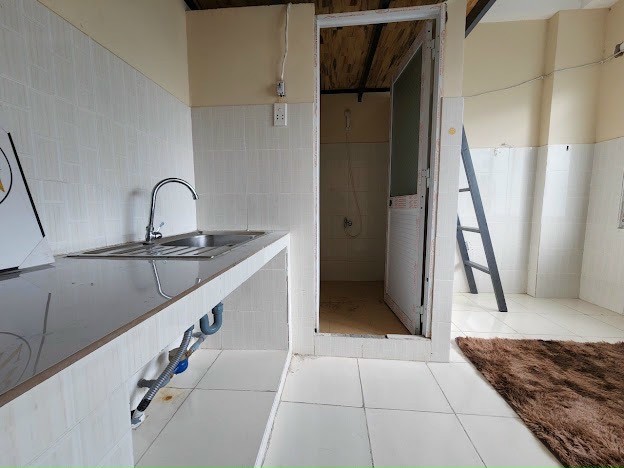 PHÒNG BAN CÔNG NGAY TRUNG TÂM QUẬN TÂN PHÚ GIÁ RẺ