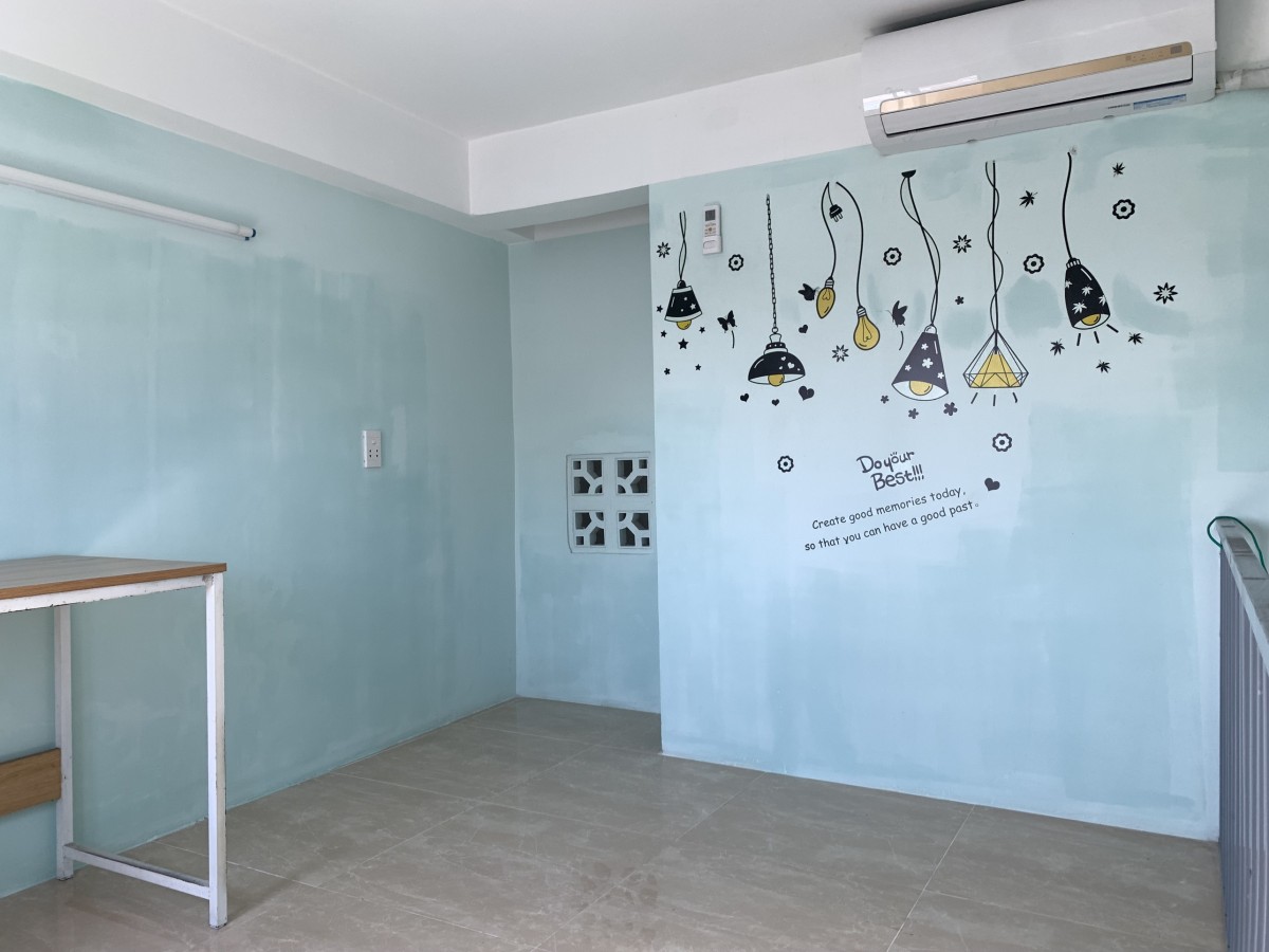 Còn 1 phòng DUPLEX Nội Thất Cơ Bản + Cửa Sổ Lớn!!!!
