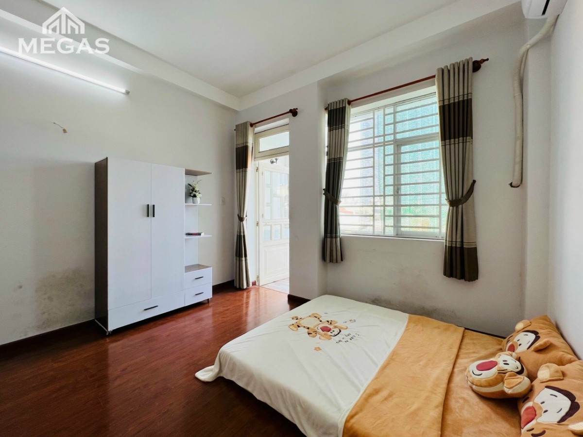Phòng Full Nội Thất - Ban Công Lê Văn Quới - Ngã 4 Bốn Xã