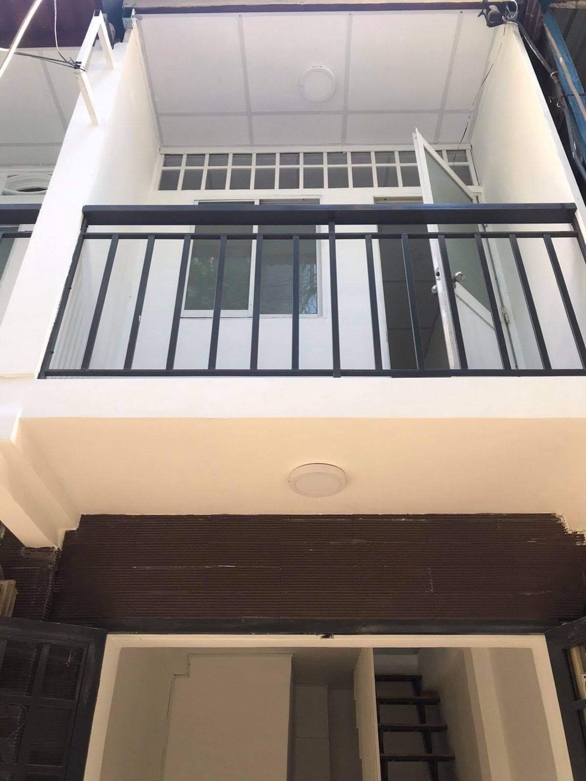 Cho thuê nguyên căn trệt lầu Hồ Thị Kỷ P1 Q10