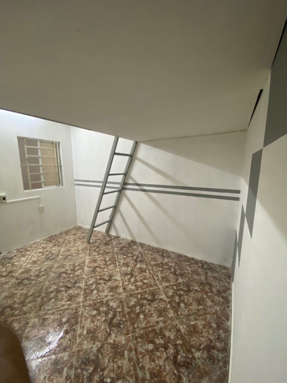 Phòng Đẹp có Gác Lửng - 7A/9 Thành Thái, P.14, Q.10 – DT: 18m2 (Máy Giặt miễn phí, Khoá Vân Tay)