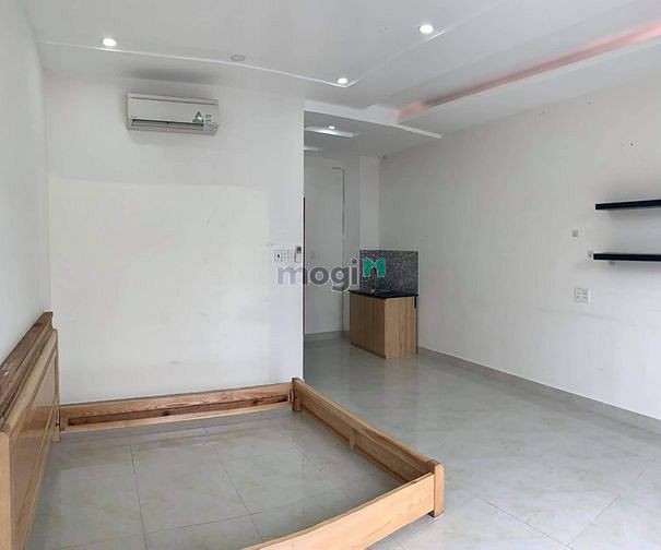 Cho Thuê Phòng Siêu Rẻ 30M2 Máy Lạnh_Quang Trung