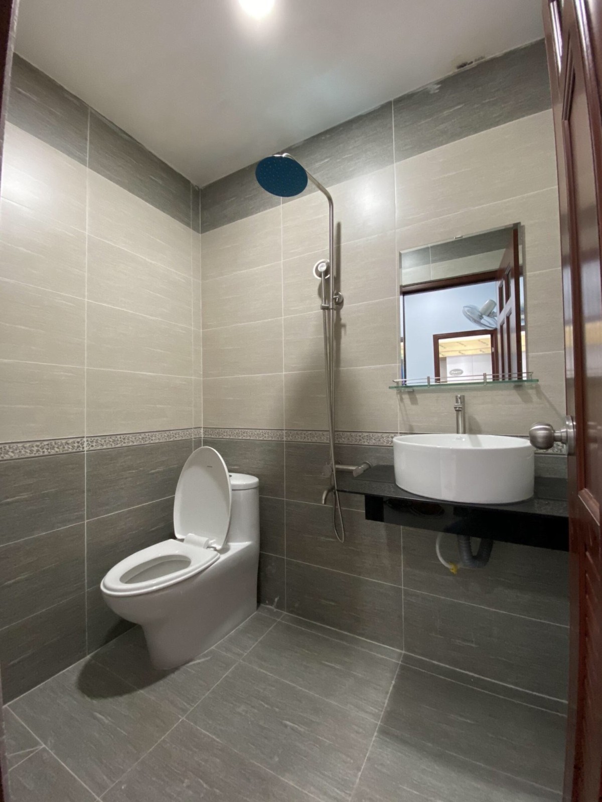 Phòng cửa sổ thoáng nhiều ánh sáng - ĐH Văn Hiến - Bàu Cát - Full NT