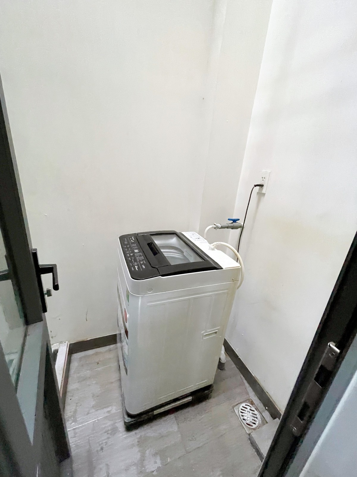 CH thang máy - full nội thât máy giặt riêng- có bếp hút mùi