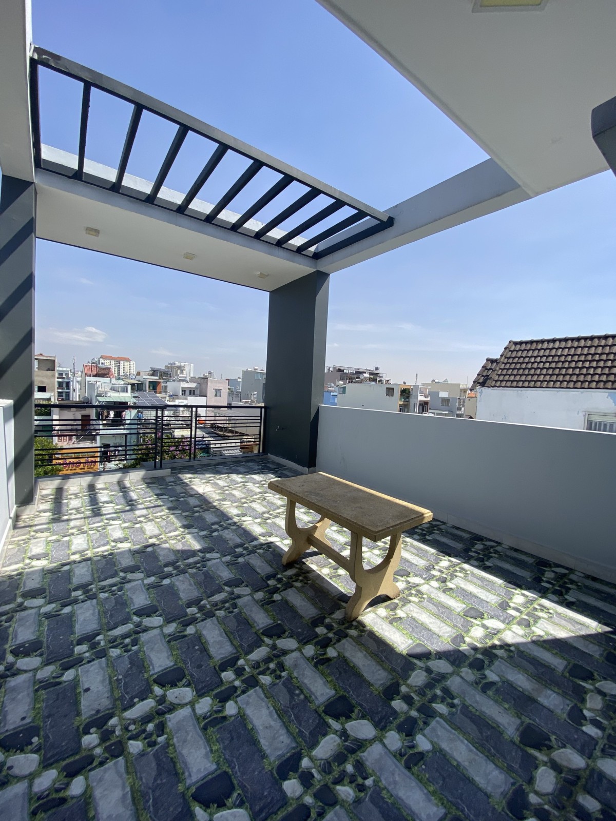 Penthouse 30m2, full NT, toilet riêng, mgiặt riêng Diện tích: 30m2