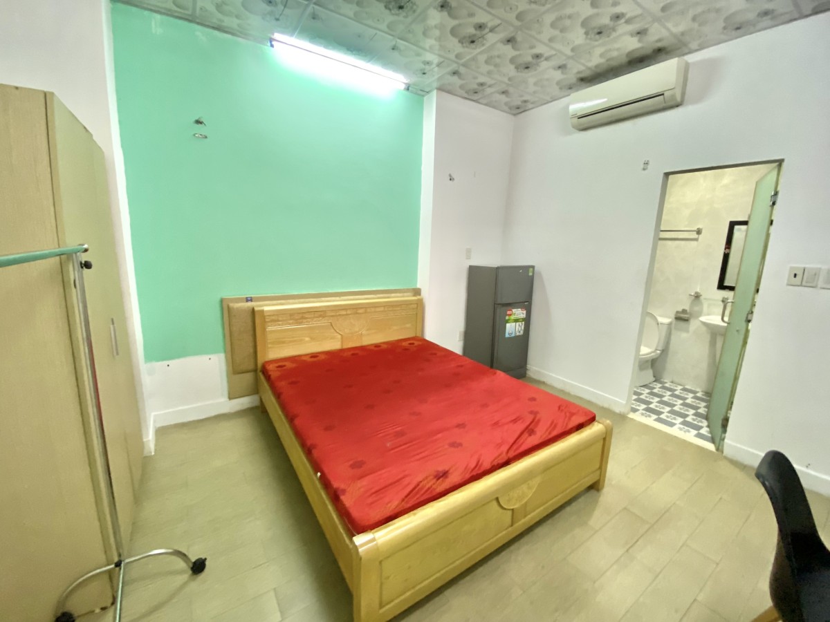 Phòng gần bitexco phố đi bộ full Nội thất