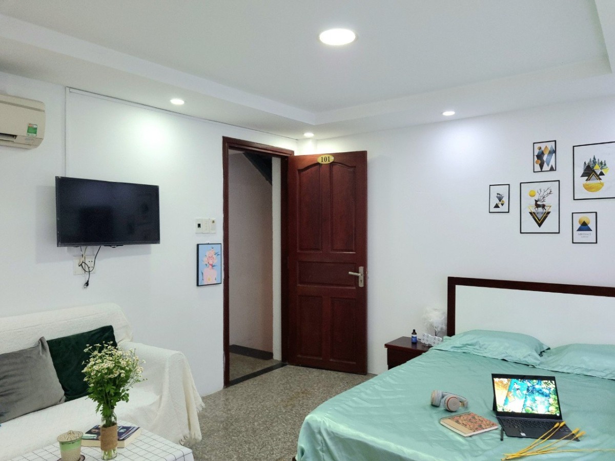 Studio full nội thất ngay trung tâm quận 7 ở liền
