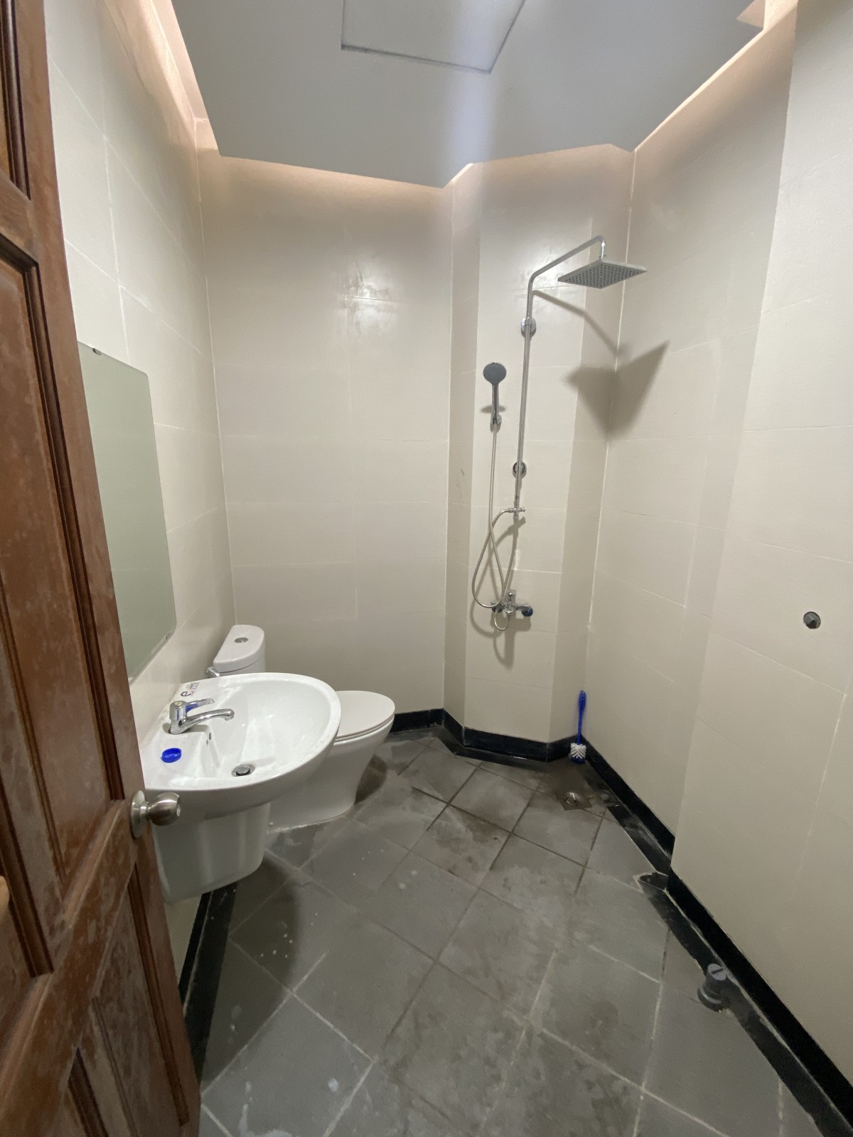 Căn hộ dịch vụ cao cấp cho thuê