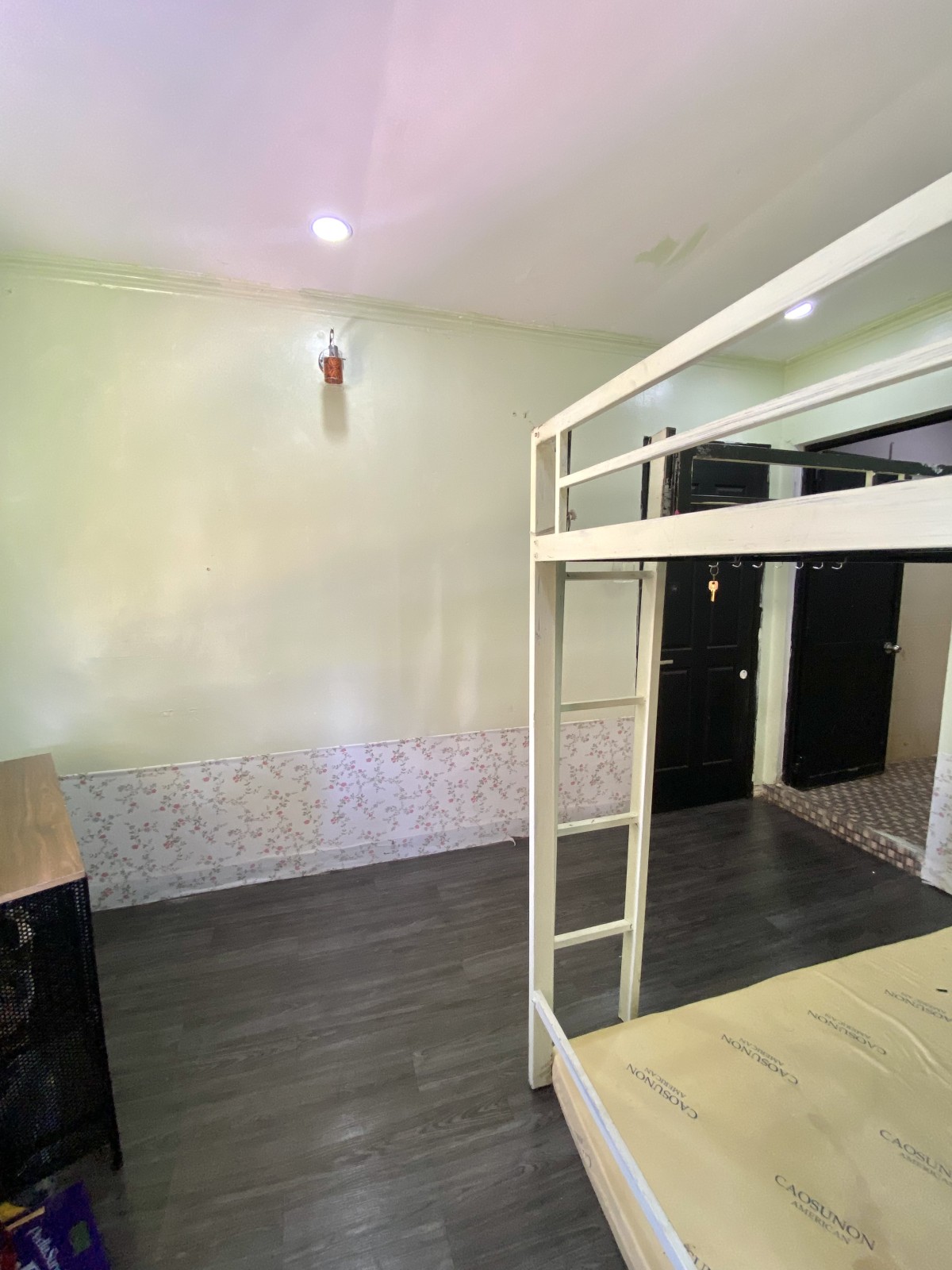 Phòng 1067 mặt tiền bờ kè Hoàng Sa, giờ giấc tự do, an ninh