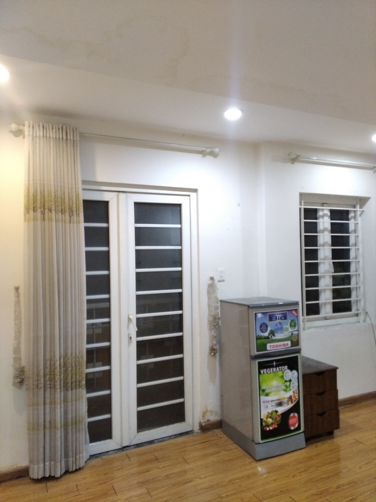 Ban công view đẹp an ninh gần công viên, siêu thị