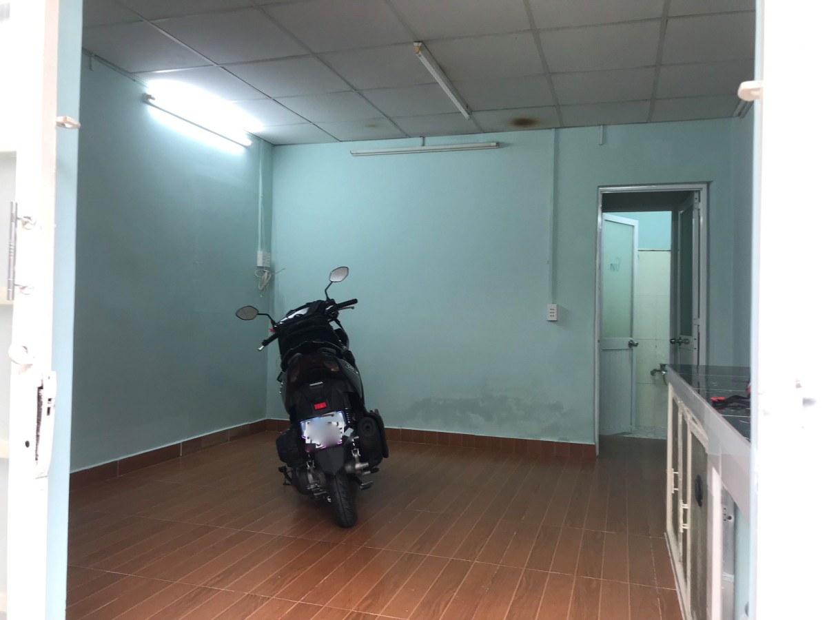 Chính chủ cho thuê nhà riêng mới sơn sửa 22.8m2 đầu hẻm đường Vạn Kiếp phường 3 Bình Thạnh