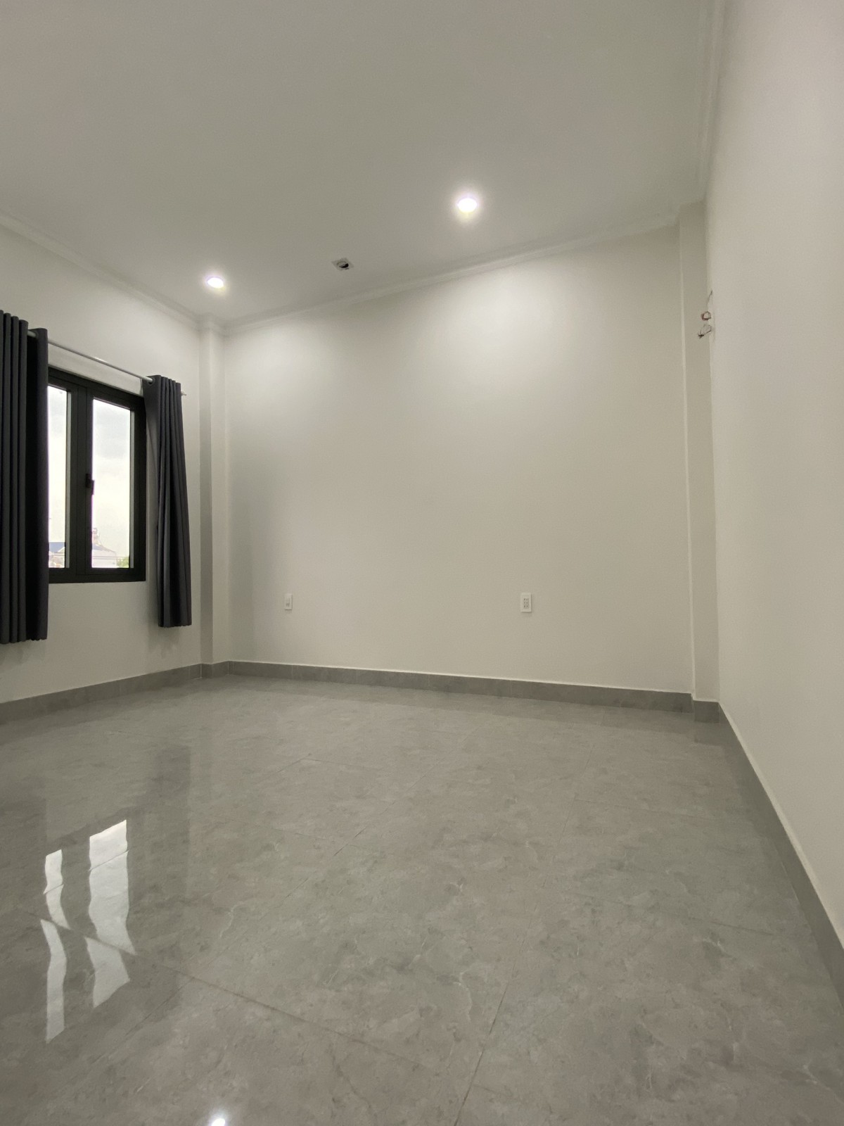 Cho Thuê Phòng Cao Cấp Gần UBND Quận 2