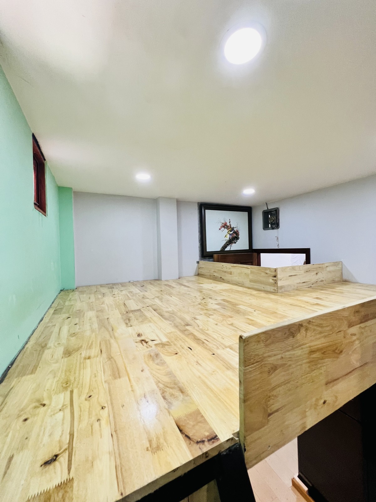 Cho thuê phòng có gác đường Trương Định, phường 9, quận 3. Full nội thất. Giá 4,3triệu.