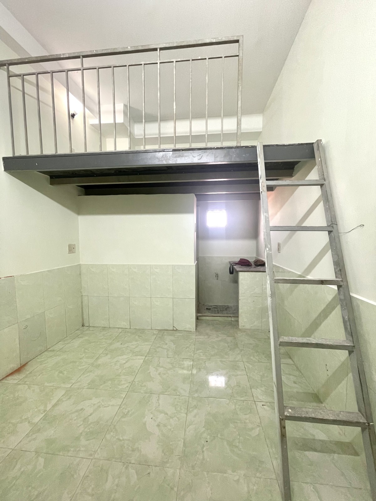 Phòng mới xây siêu rẻ Gần bệnh viện Bình Tân