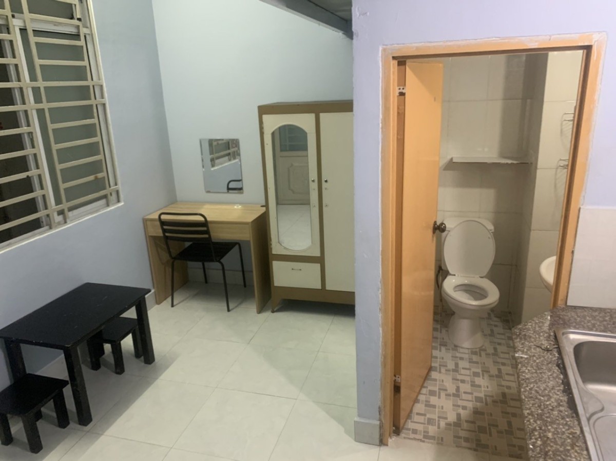 Cho thuê phòng Gác cửa sổ thoáng rộng ở Xô viết nghệ Tĩnh