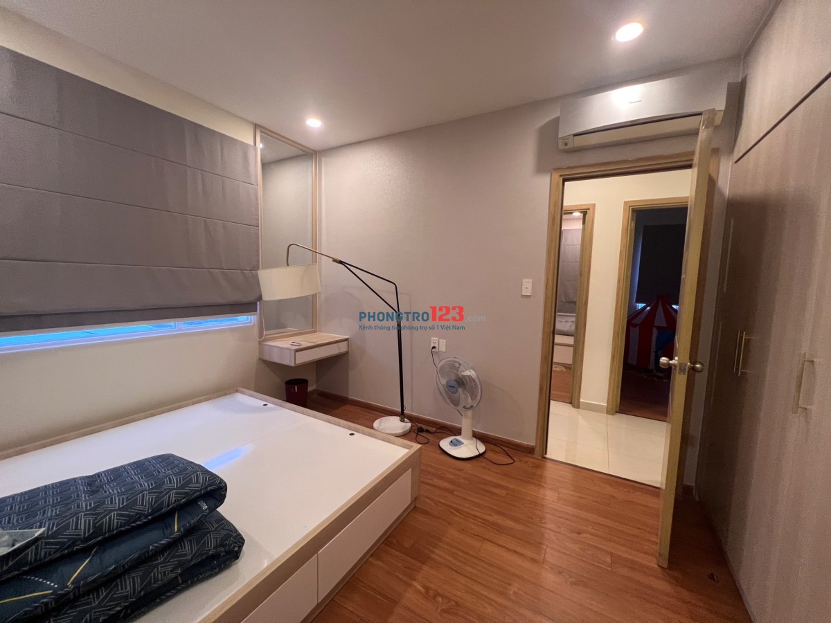 Căn hộ 3PN đầy đủ nội thất cao cấp, view đẹp. LH: 0935739778