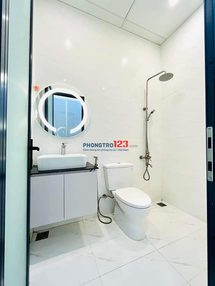 Phòng trọ 1 người cao cấp Bình Thạnh ngay D2