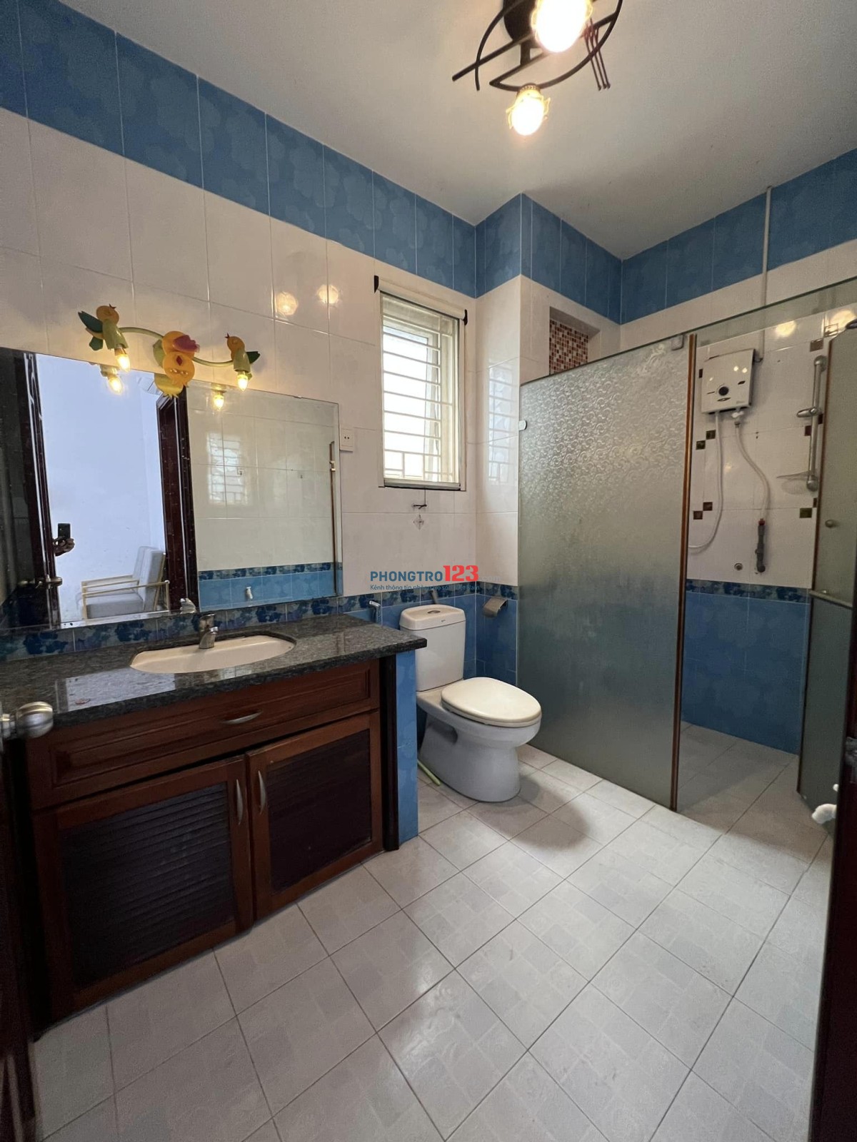 CHO THUÊ CHDV CAO CẤP NGAY SÂN BAY 45M2 CHỈ 8TR