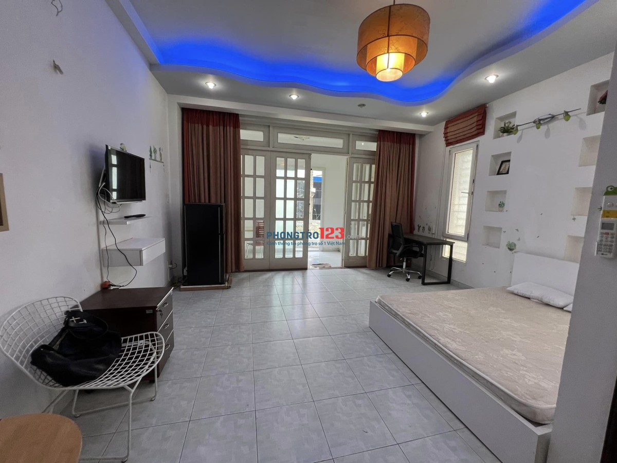 CHO THUÊ CHDV CAO CẤP NGAY SÂN BAY 45M2 CHỈ 8TR