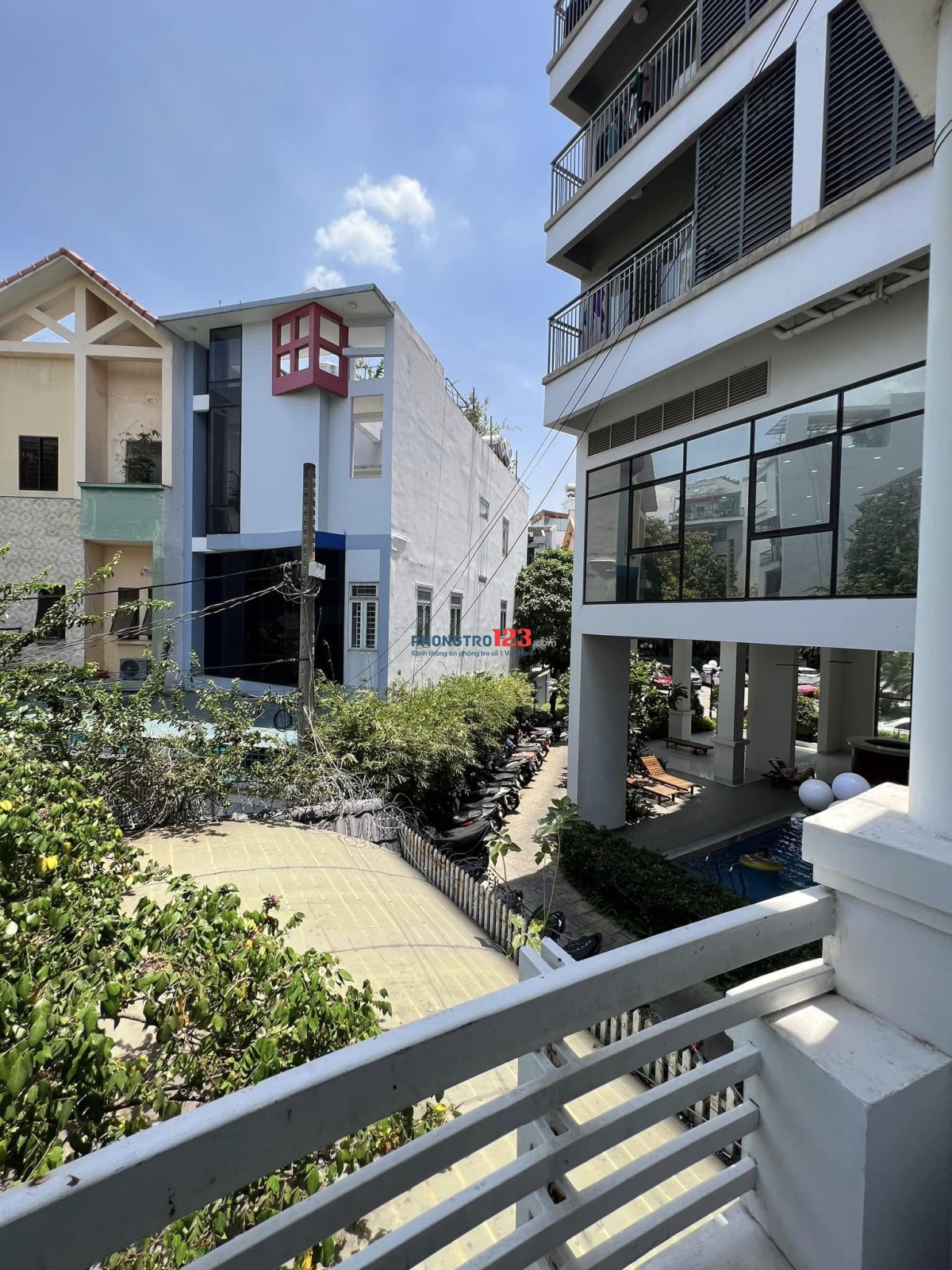 CHO THUÊ CHDV CAO CẤP NGAY SÂN BAY 45M2 CHỈ 8TR