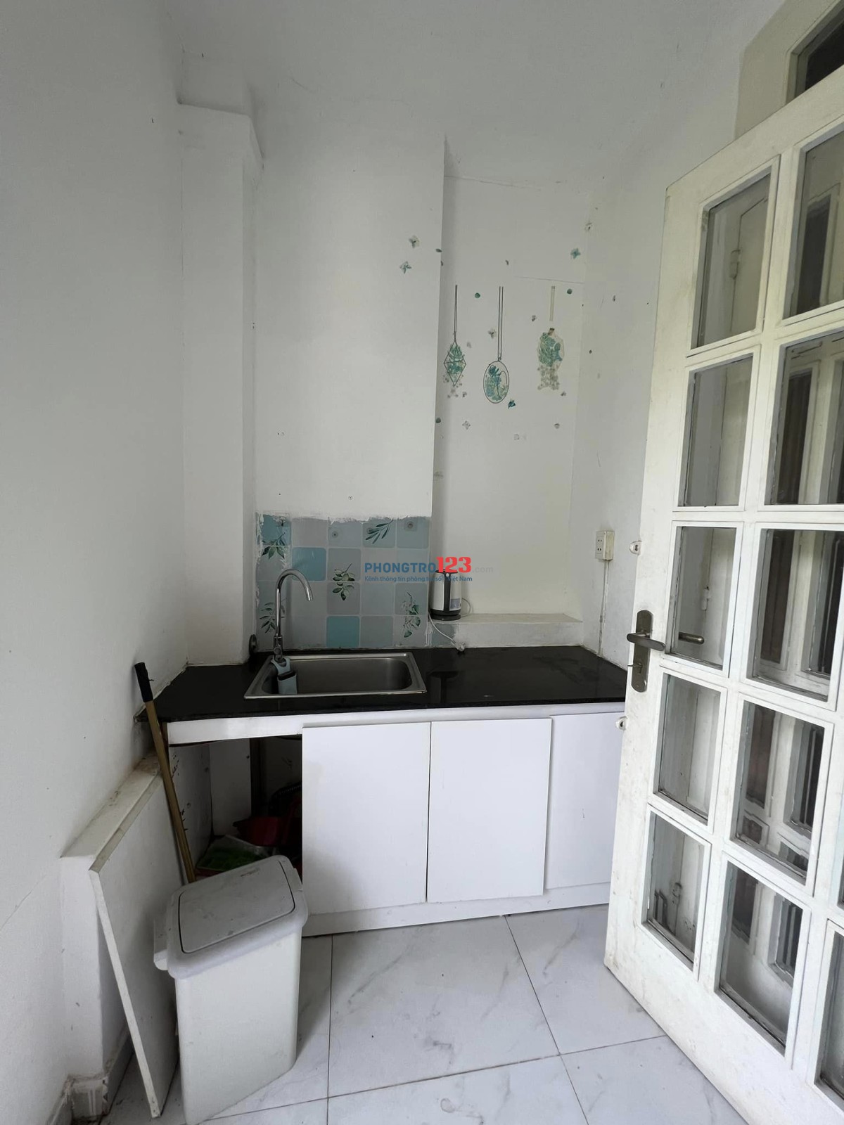 CHO THUÊ CHDV CAO CẤP NGAY SÂN BAY 45M2 CHỈ 8TR