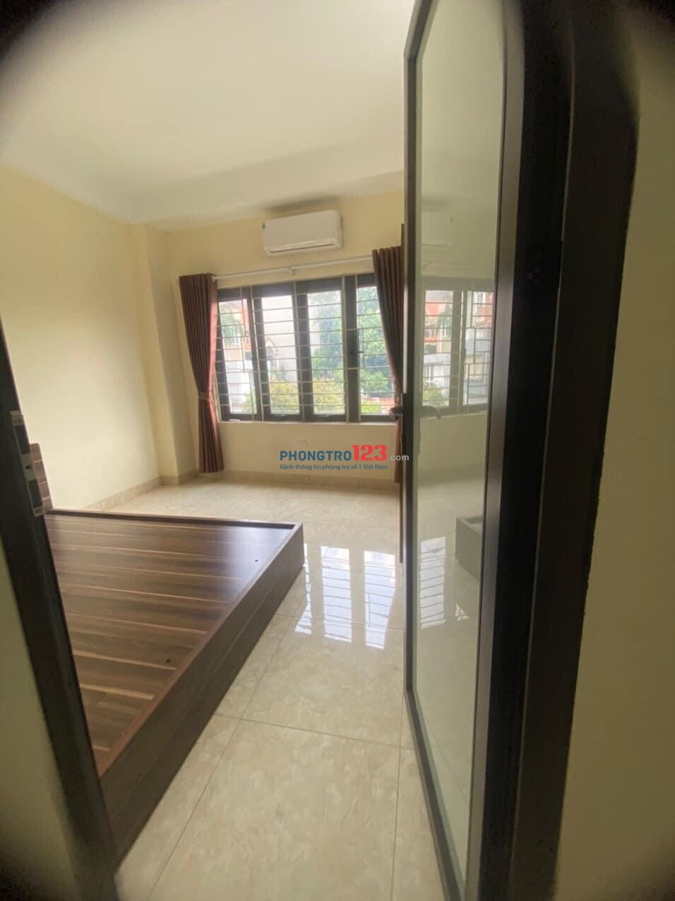 Ccmn 2n1k ,k chung chủ, có thang máy, có chỗ để xe, điều hoà, nóng lạnh, bếp đầy đủ