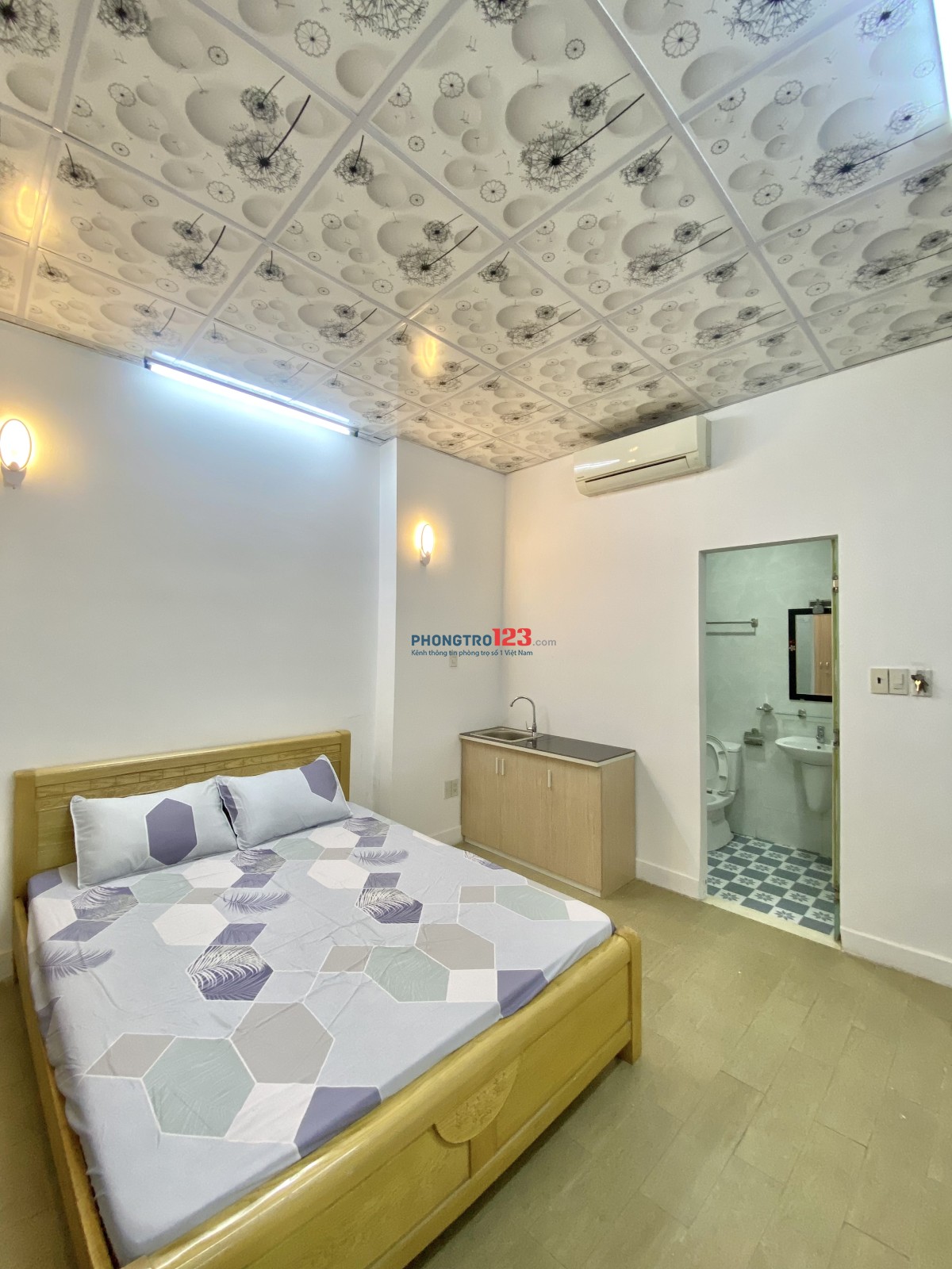 Phòng 74 Tôn Thất Đạm, full nội thất, giờ giấc tự do, gần phố đi bộ Nguyễn Huệ