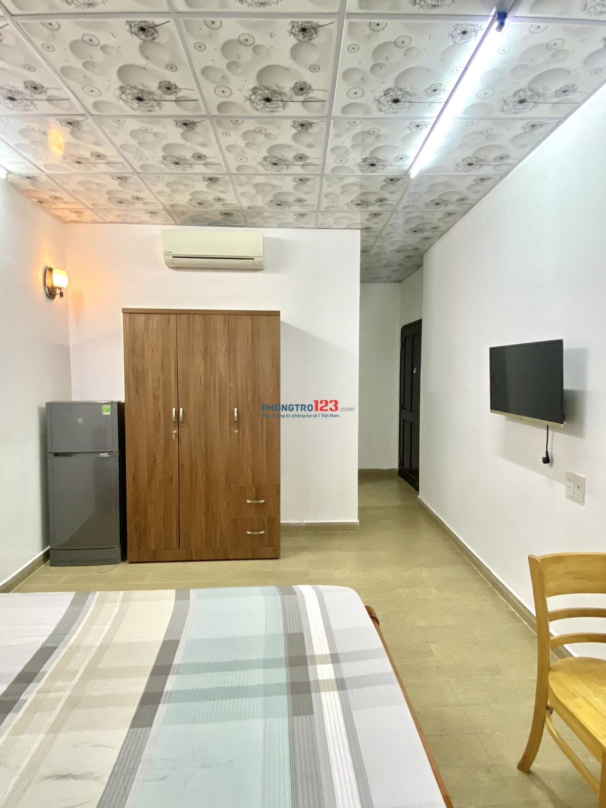 Phòng 74 Tôn Thất Đạm, full nội thất, giờ giấc tự do, gần phố đi bộ Nguyễn Huệ