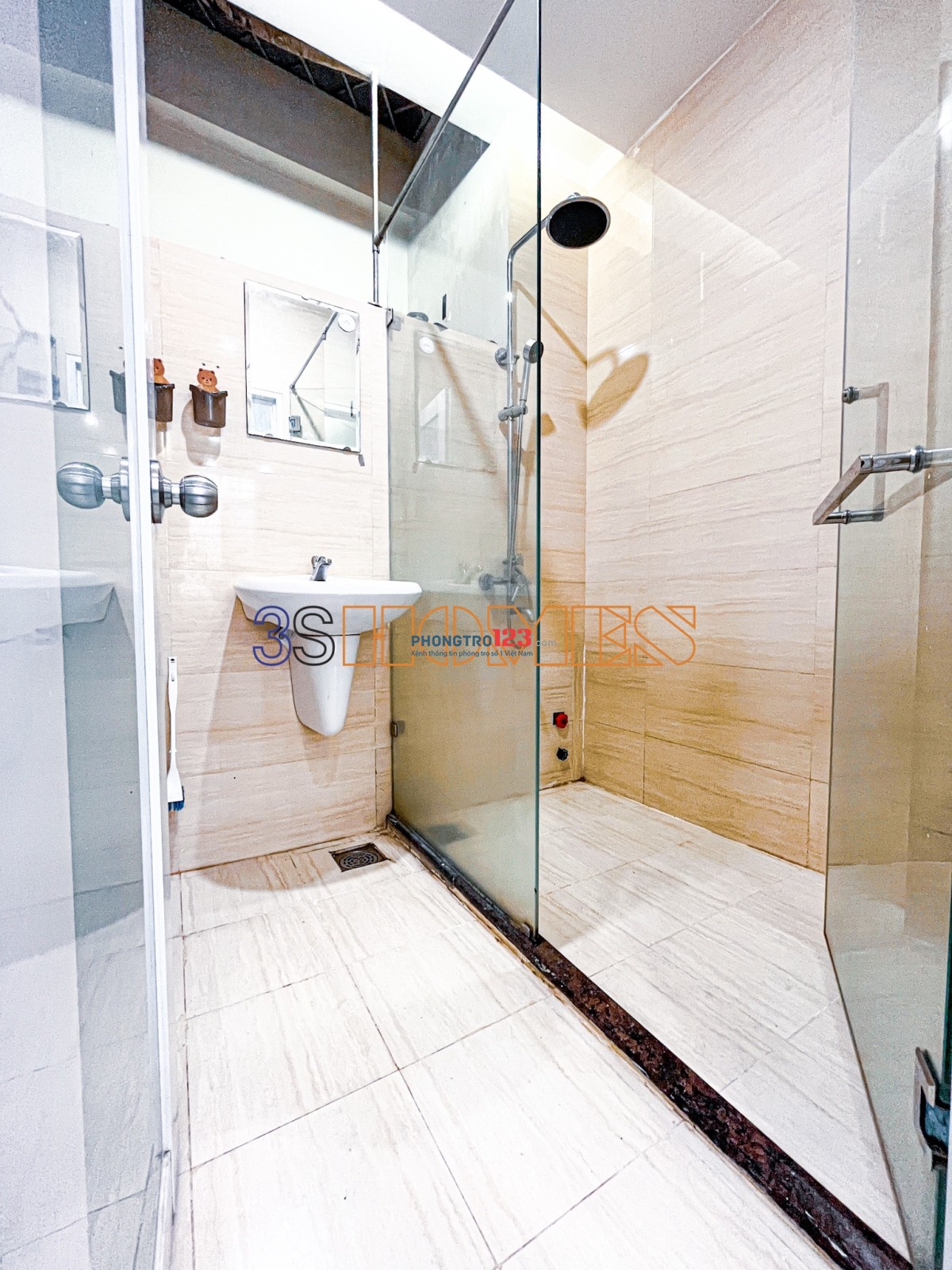Cho thuê phòng cao cấp full nội thất mt Bạch Đằng ngay sân bay