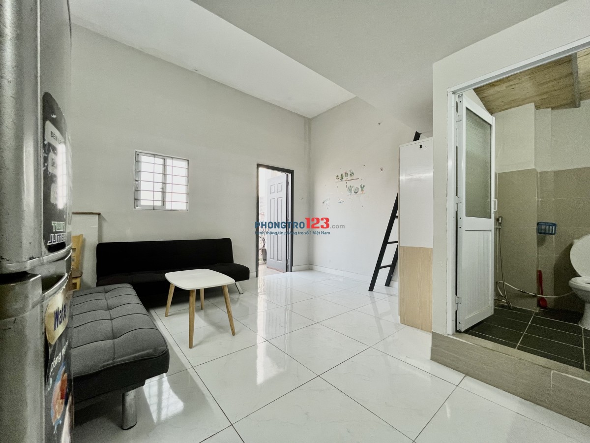 Phòng Trọ Cao Cấp Đầy Đủ Nội Thất Ở Được 4 Người