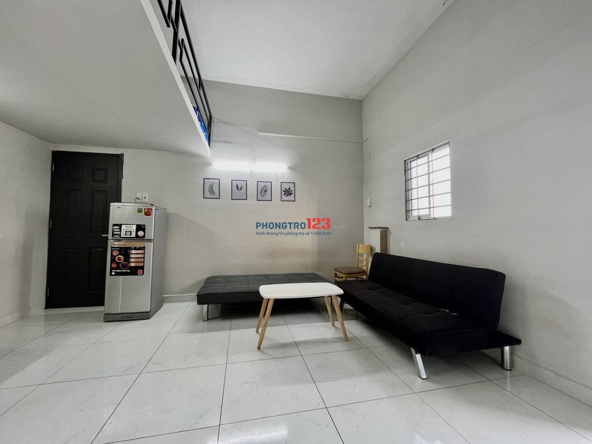 Phòng Trọ Cao Cấp Đầy Đủ Nội Thất Ở Được 4 Người