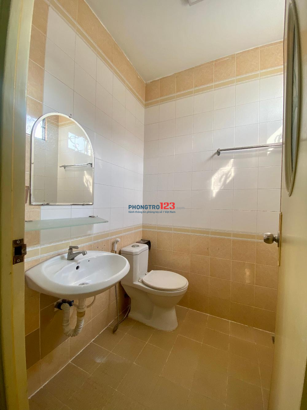 Phòng trọ Cộng Hòa full nội thất giá cực rẻ chỉ 3,5tr