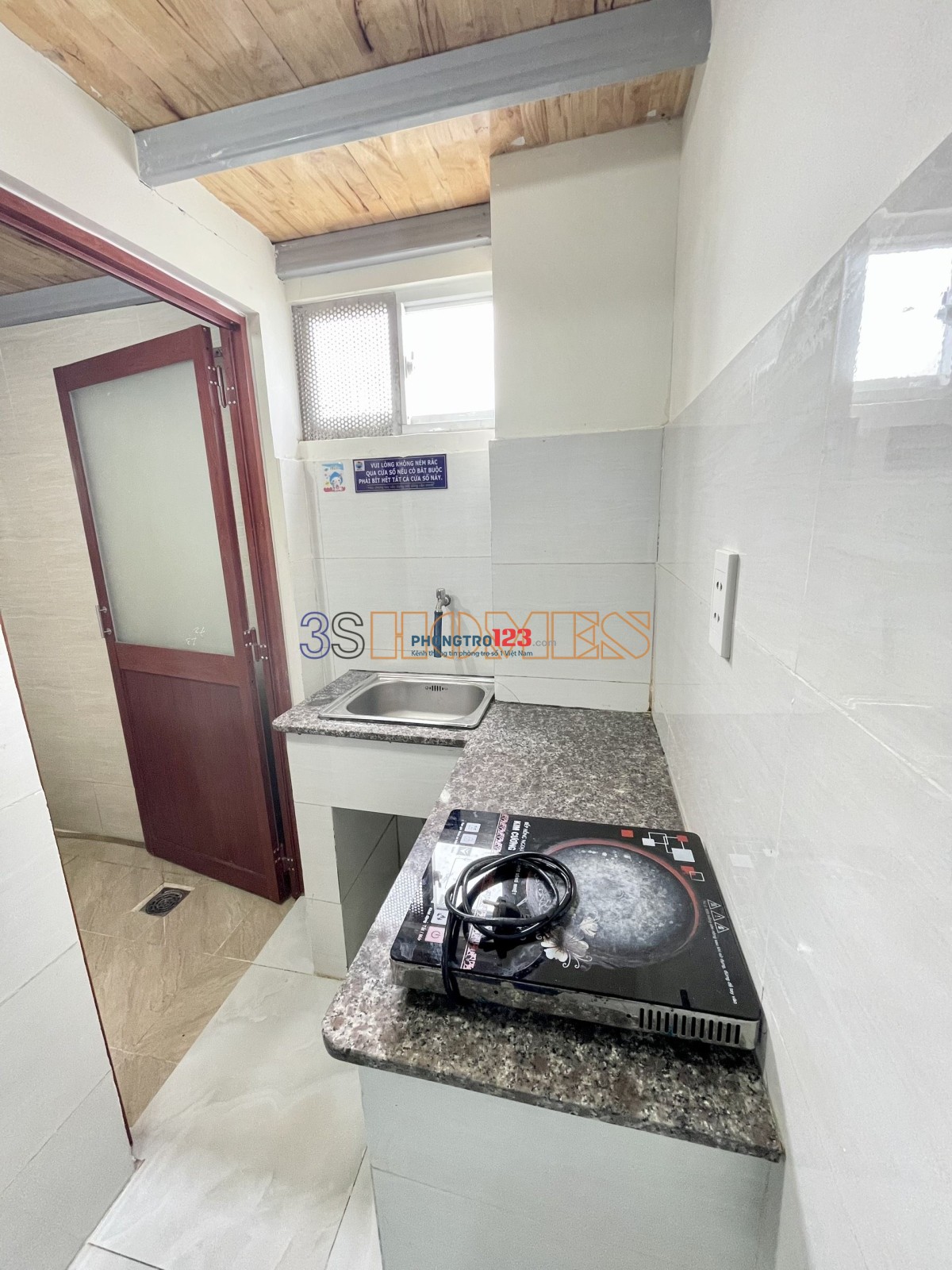 Phòng gác cao 1m7 dạng chung cư mini gần trường chinh - cộng hòa