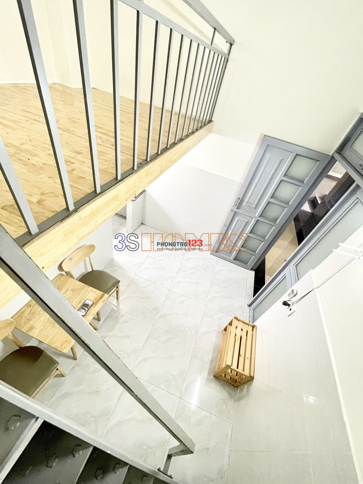 Phòng gác cao 1m7 dạng chung cư mini gần trường chinh - cộng hòa