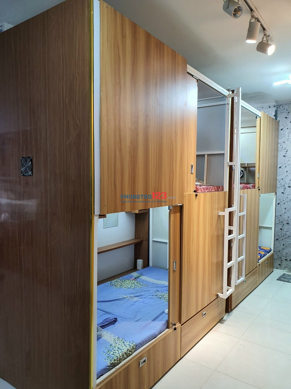 Sleep Box riêng tư 1 người ở đầy đủ tiện nghi giá rẻ Quận Bình Thạnh ...