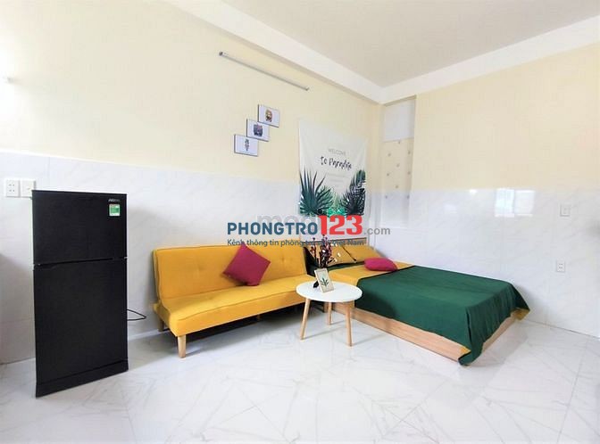 Căn Hộ Ban Công 25m2 Full Nội Thất Ngay D2 Gần Hutech Bình Thạnh