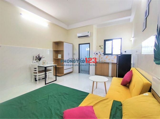 Căn Hộ Ban Công 25m2 Full Nội Thất Ngay D2 Gần Hutech Bình Thạnh