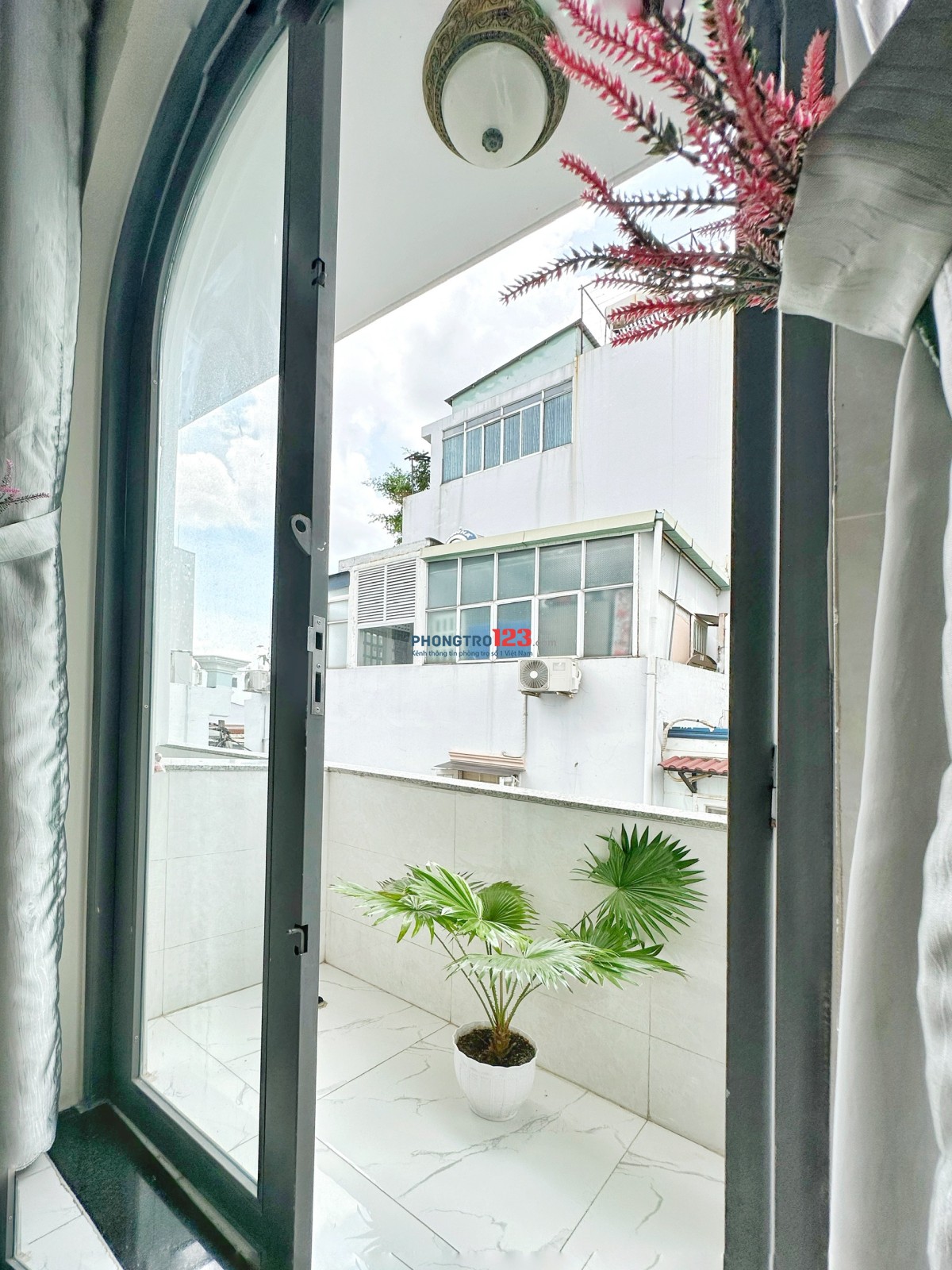 Nhanh tay_GIẢM 500K/T CHDV STUDIO BAN CÔNG MỚI ĐẸP FULL NỘI THẤT