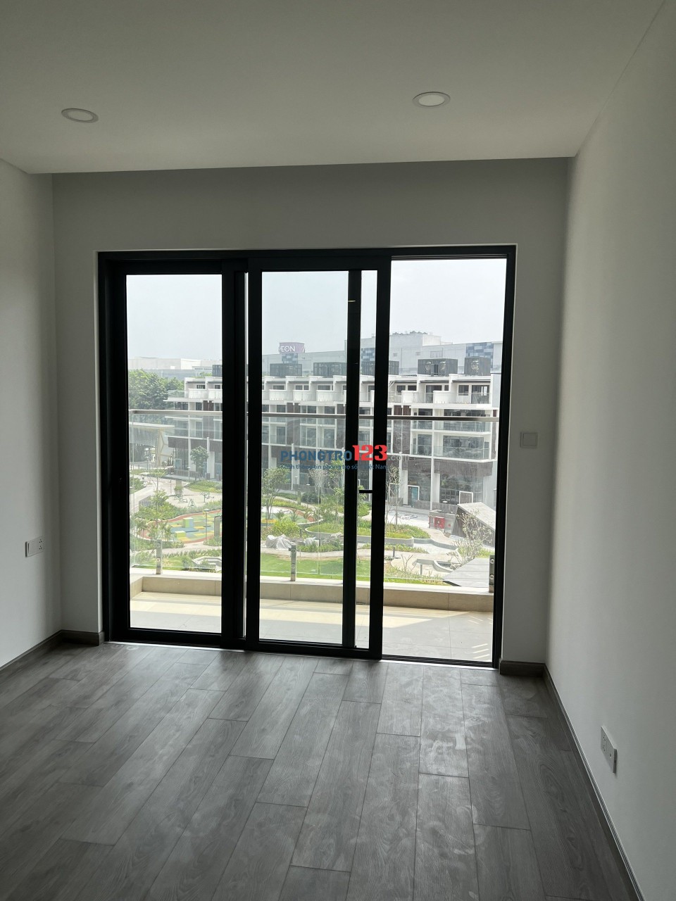 Chuyên cho thuê căn hộ tại Celadon City 0824551199