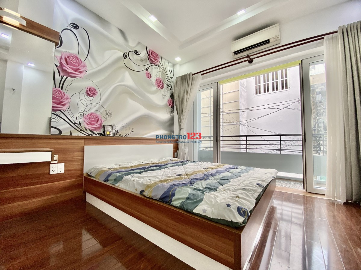 Studio Bancol Cửa Sổ Giá Sập Sàn Checkin Tháng 4 - 5