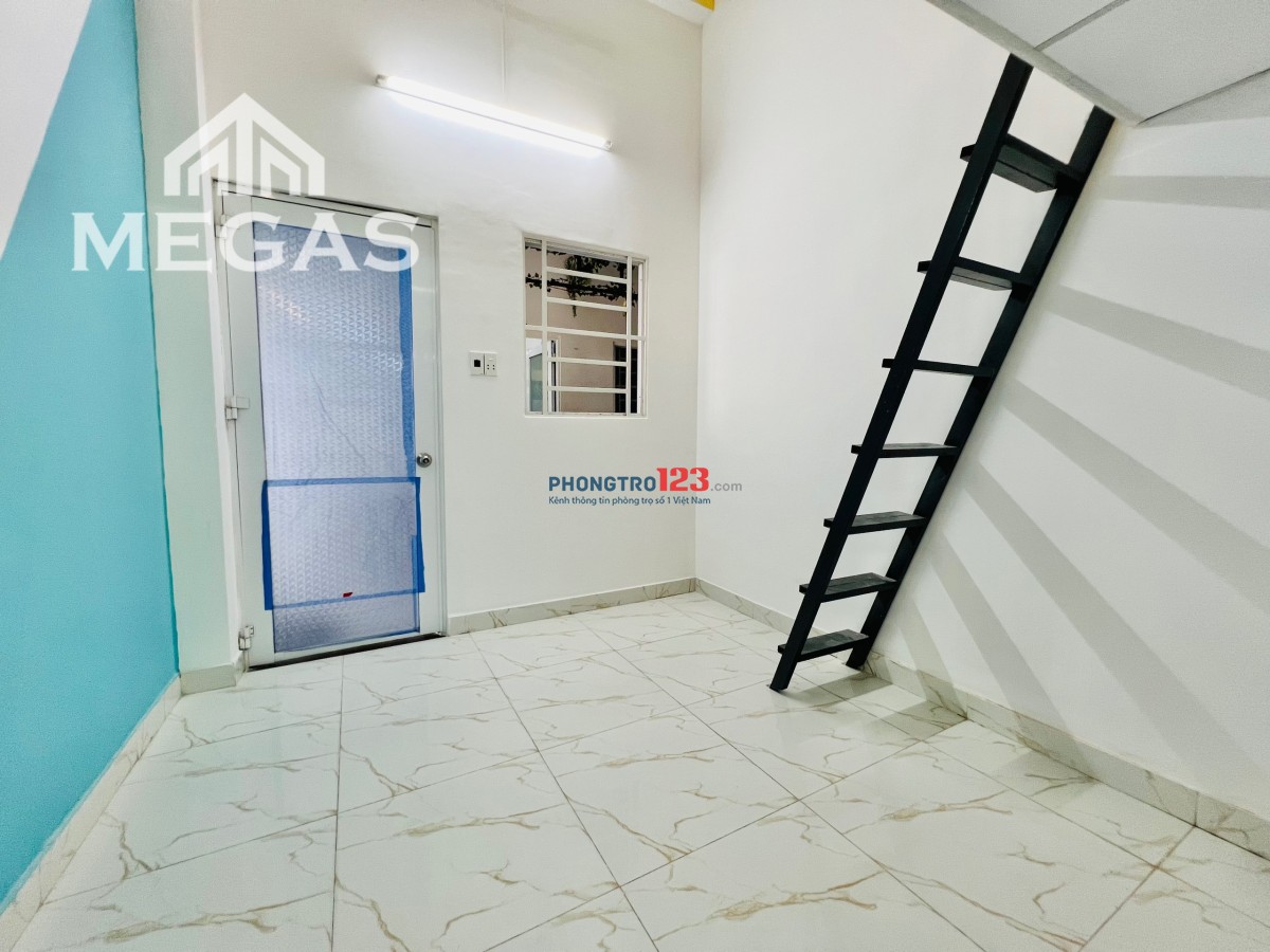 Phòng gác CAO 30m2 đường Hương Lộ 2 Gần Ngã Tư Bốn Xã