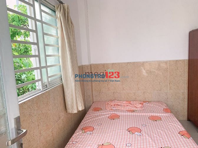 Cho thuê ngay phòng trọ 22m2 đường Lê Tấn Quốc quận Tân Bình